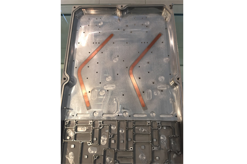热管埋入RRU散热器